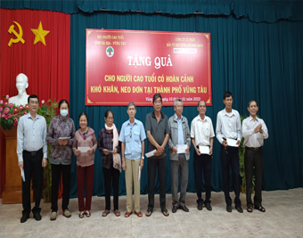 IDICO-CONAC thăm và tặng quà người cao tuổi có hoàn cảnh khó khăn, neo đơn nhân dịp Xuân Quý Mão 2023 trên địa bàn Thành phố Vũng Tàu.