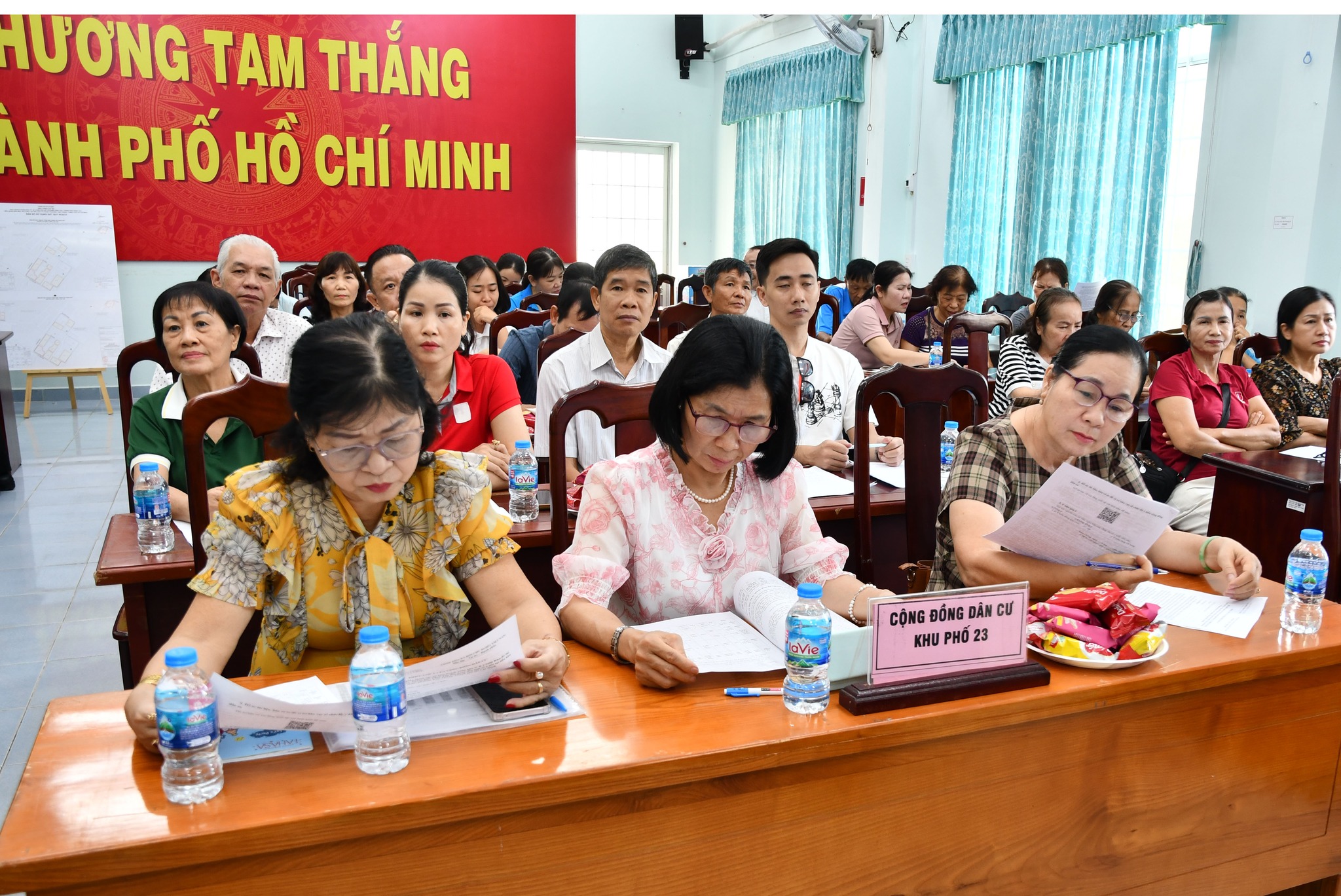 [FB: TAM THẮNG HÔM NAY] NGƯỜI DÂN ĐỒNG THUẬN VỚI ĐỒ ÁN ĐIỀU CHỈNH QUY HOẠCH PHÂN KHU TỶ LỆ 1/2000 KHU ĐÔ THỊ NAM VŨNG TÀU